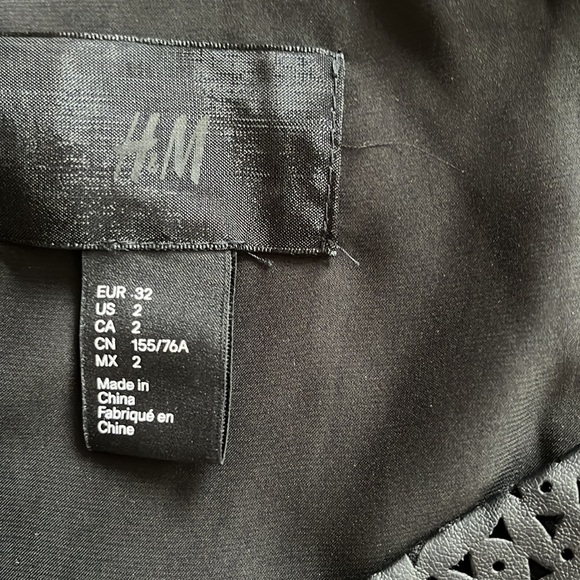 H&M BLACK CAMISOLE NWOT - Picture 9 of 9